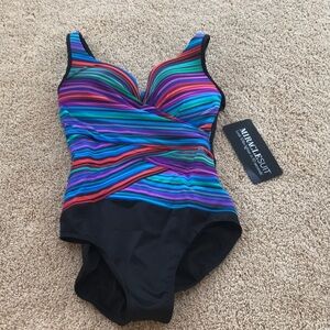 NWT! MIRACLESUIT Size 14 blue multi padded swimsuit